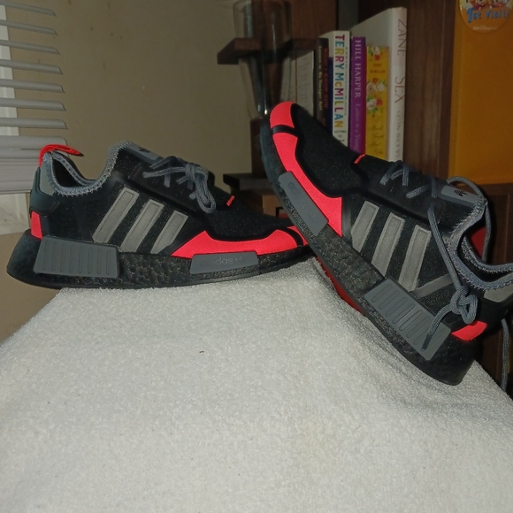 ADIDAS SNEAKERS - Picture 5 of 6